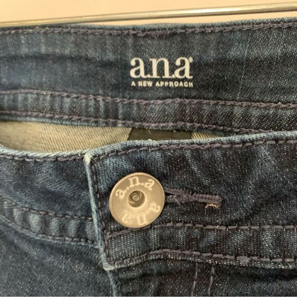 a.n.a. Cropped Jean 32/14 Flex Comfort Cotton Blend Medium Dark Wash Women's 14 - Picture 9 of 11